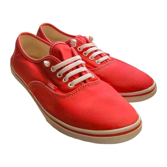 VANS Authentic Lo Pro in True Red - Picture 1 of 14